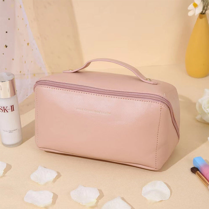BowLift | Portable Travel Cosmetic Bag Made of Leather