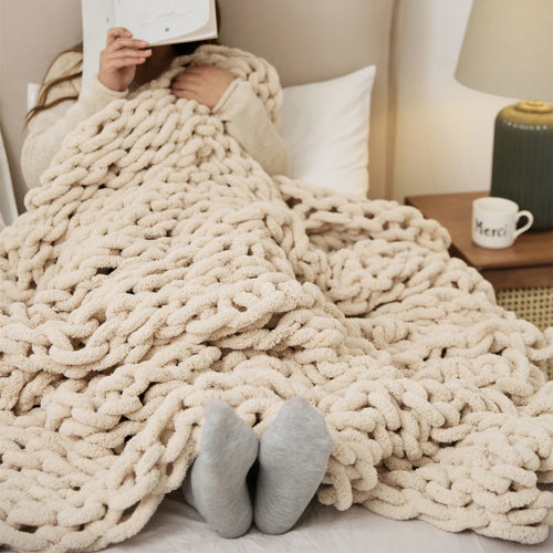 BowLift | Cozy Chenille Chunky Knit Blanket Throw