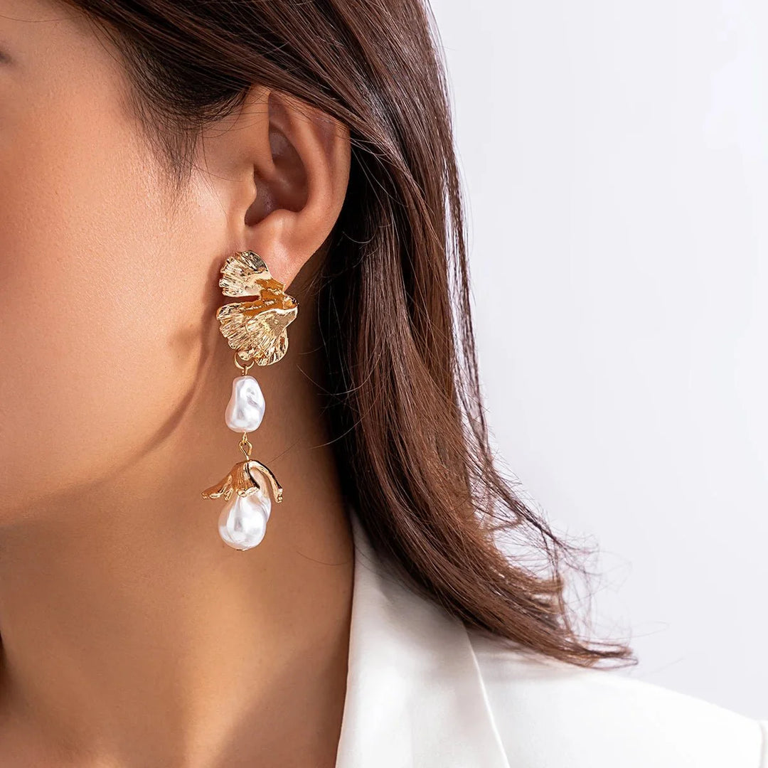 BowLift | Floral Pearl Blooming Earrings