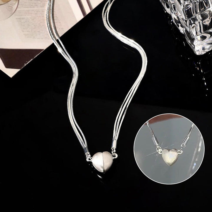 BowLift | Necklace with magnetic heart pendant