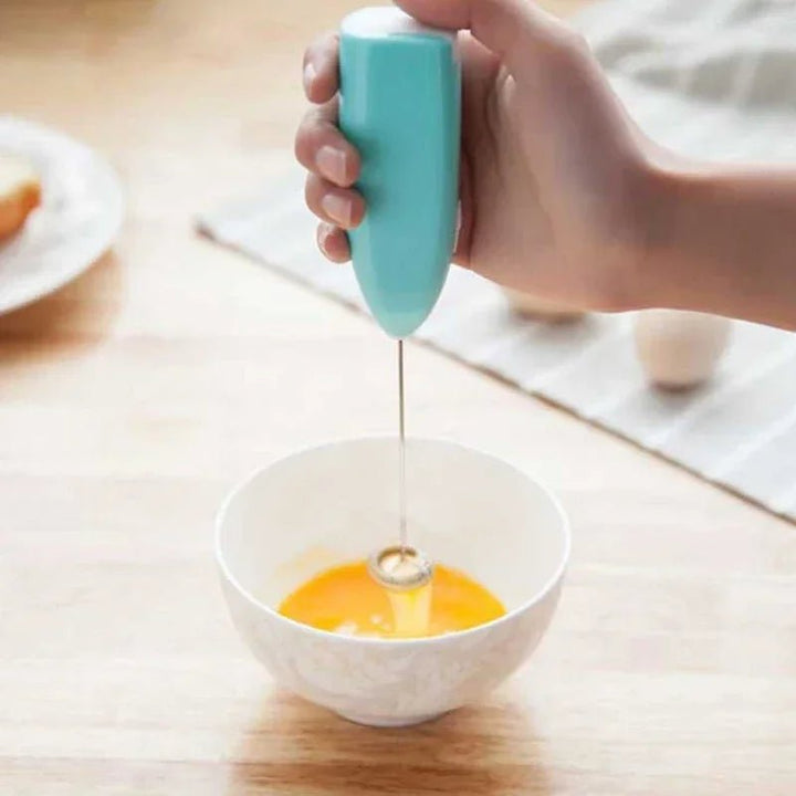 BowLift | FrothMaster – Electric milk frother for versatile kitchen use