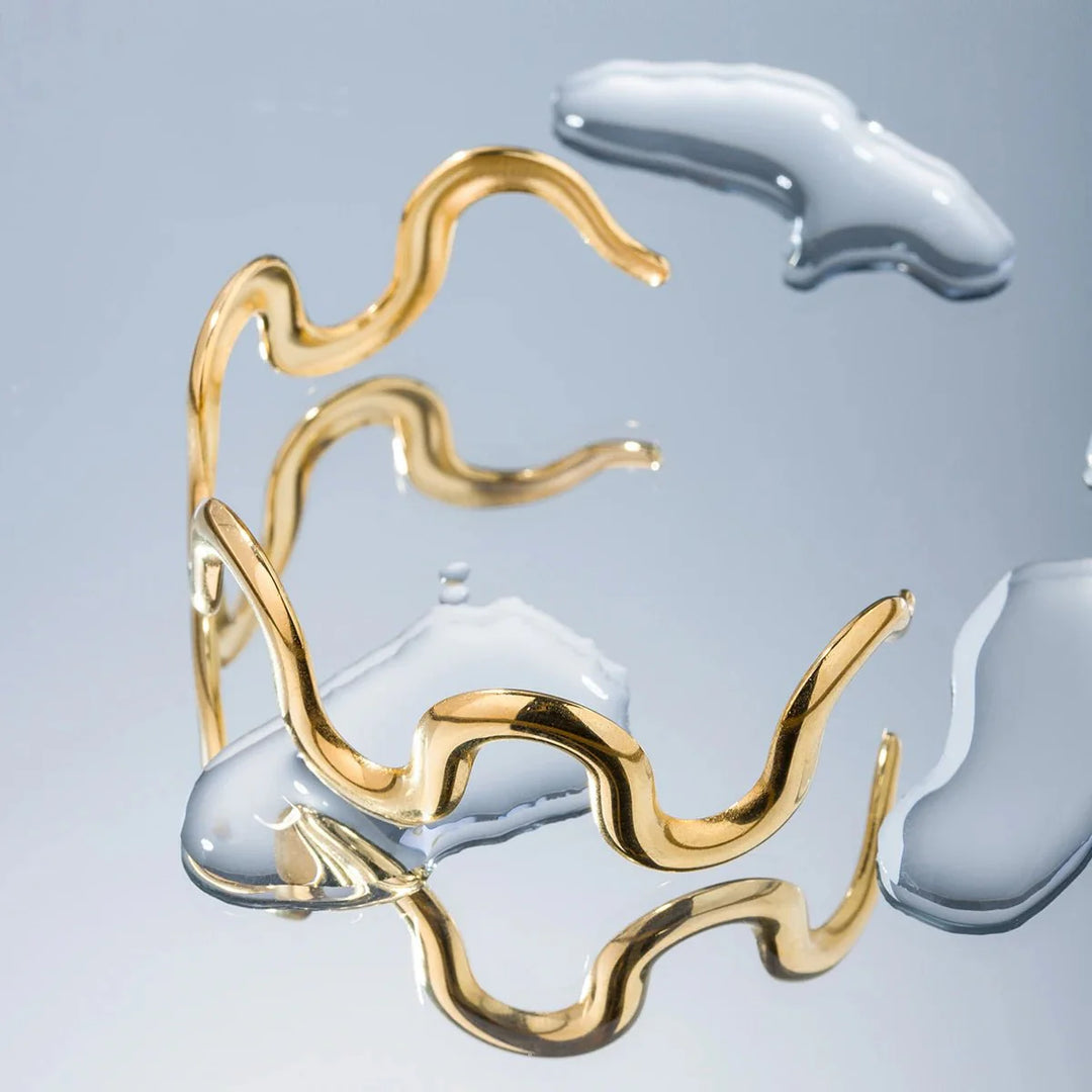 BowLift | Gold Wavy Statement Bracelet and Necklace
