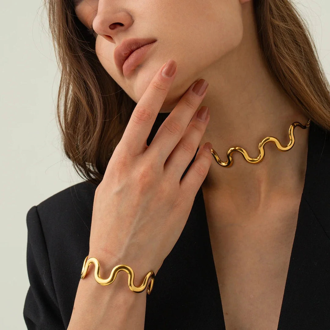 BowLift | Gold Wavy Statement Bracelet and Necklace