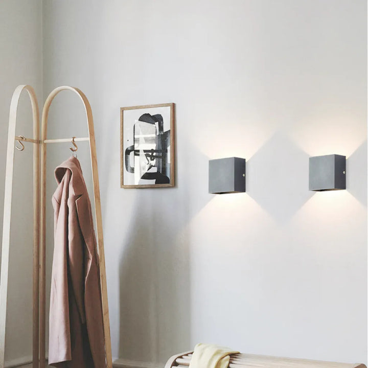 BowLift | Wall Light Modern Black Aluminium LED Sconce