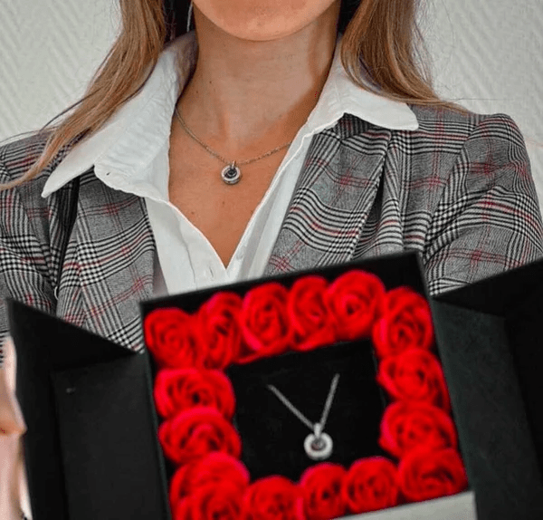 BowLift | Necklace, "I love you" in 100 languages - Unique gift set