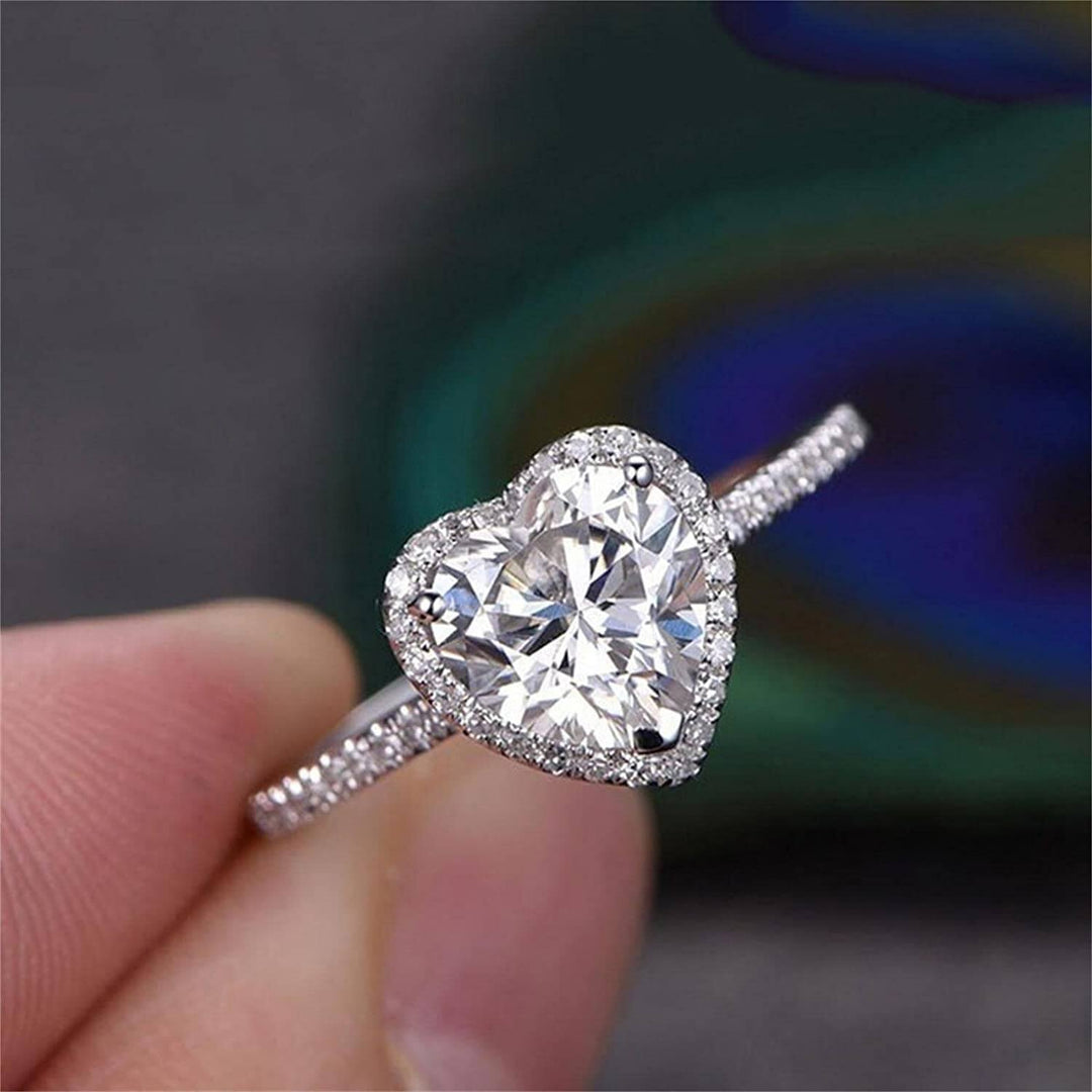 BowLift | Heart Zirconia Ring