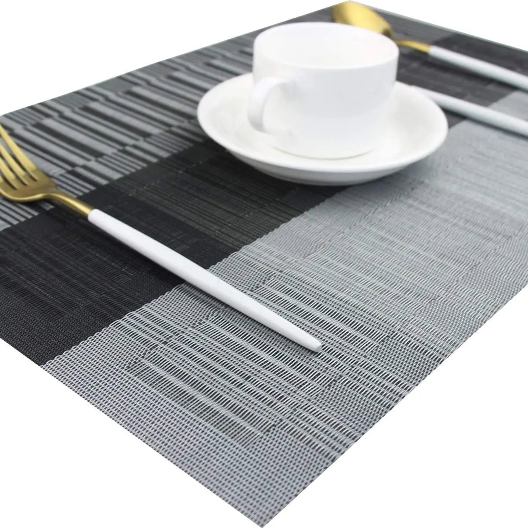BowLift | Washable Heat Resistant Vinyl Placemats Set