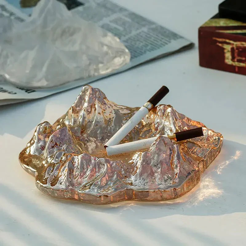BowLift | Ashtray decoration made of mountain glass in ice style