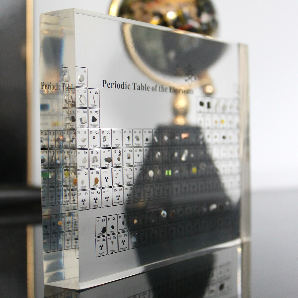 BowLift | Illuminated Periodic Table with Real Elements - Elementa