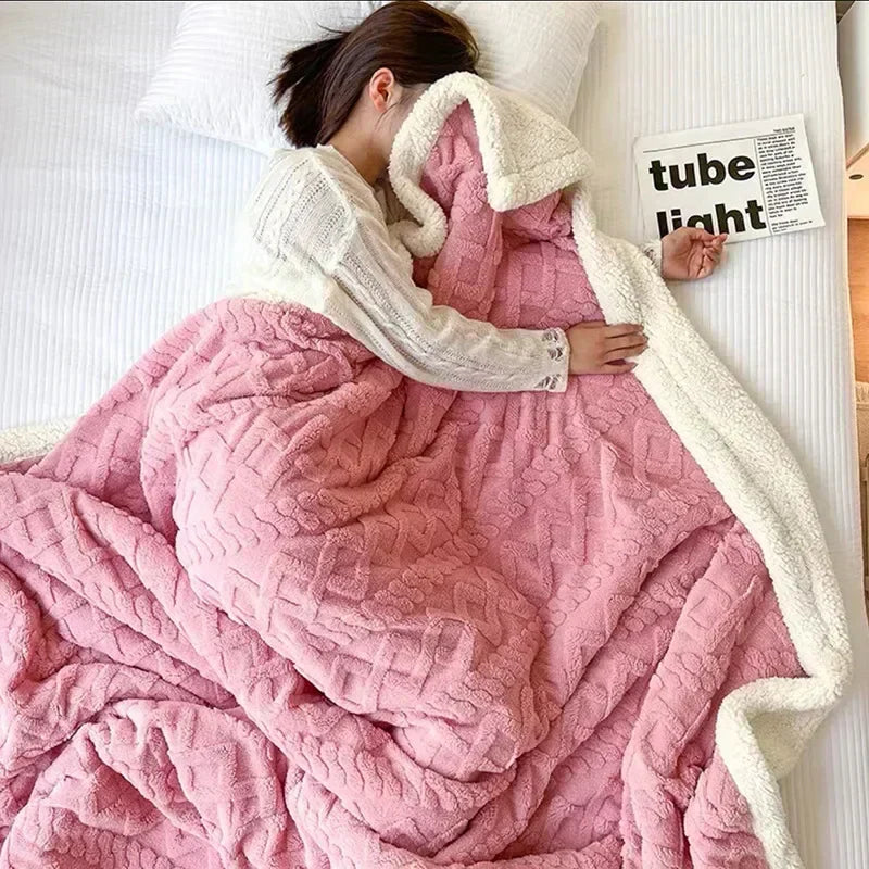 BowLift | Stylish Winter Blanket Made of Thick Lamb's Wool with an Elegant Accent