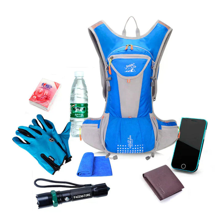 BowLift | Lightweight, Waterproof & Built-in Hydration Bladder – AquaPack