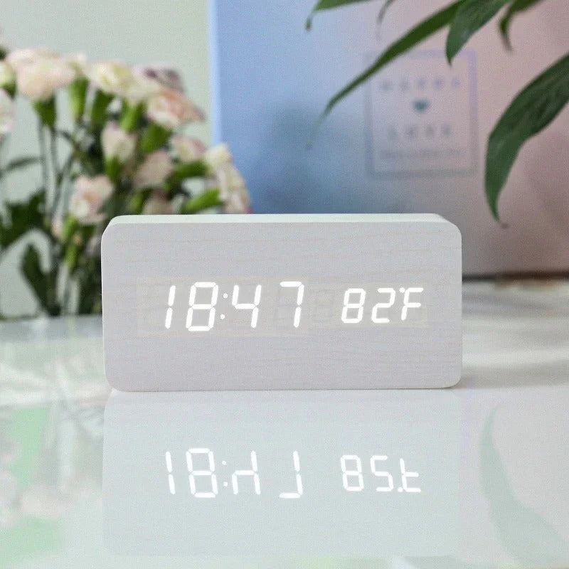 BowLift | Minimalistic LED Watch | Wood