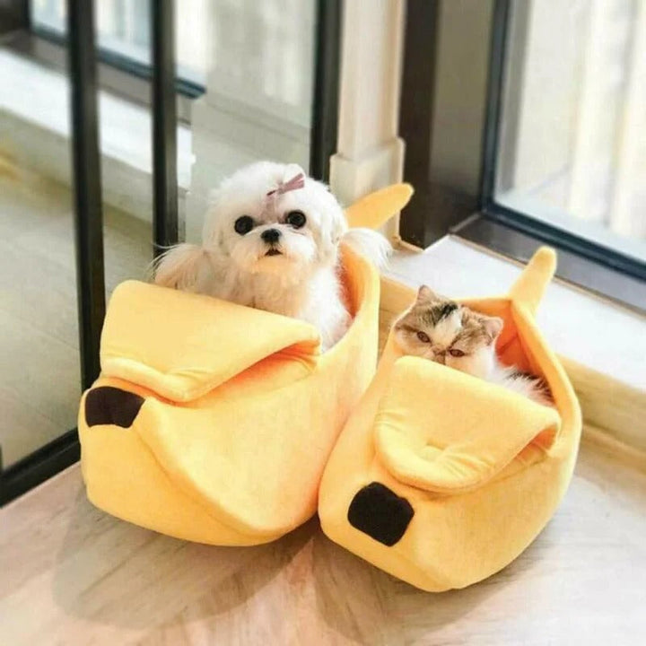 Banana Cat Bed Bowlift