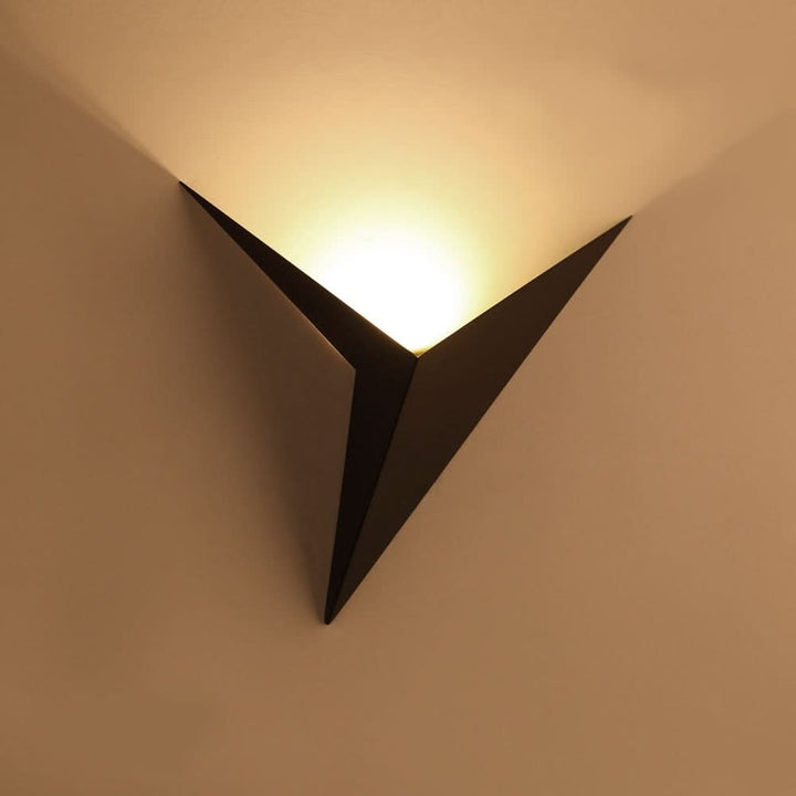 BowLift | Modern LED Triangular Wall Lamp for Stylish Interiors