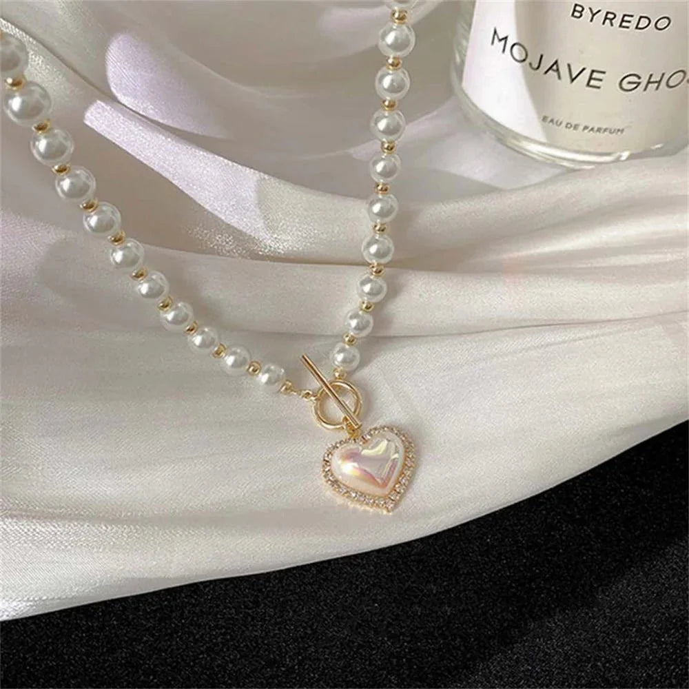 BowLift | Pearl Heart Clasp Choker Necklace