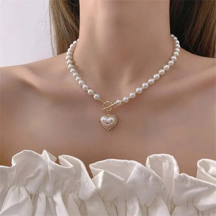 BowLift | Pearl Heart Clasp Choker Necklace