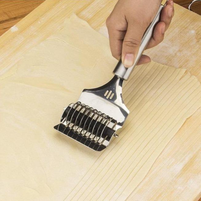 BowLift | Stainless Steel Dough Cutting Noodle Maker
