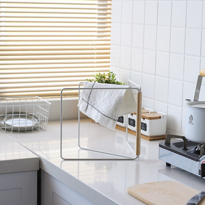 BowLift | Modern kitchen towel holder