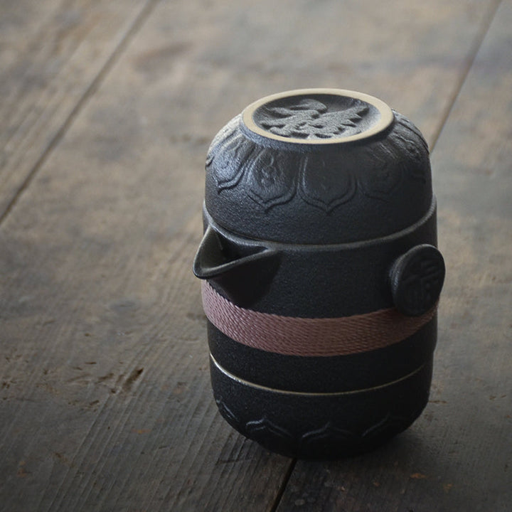 BowLift | Elegant Ceramic Vintage Travel Teapot