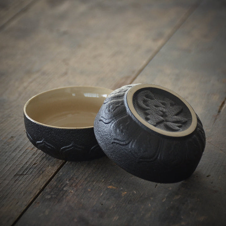 BowLift | Elegant Ceramic Vintage Travel Teapot