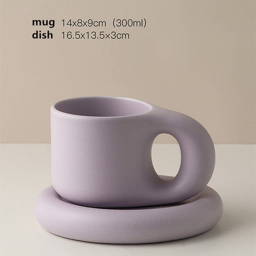 Timeless Elegance - Minimalist Porcelain Cup and Saucer Set Bowlift