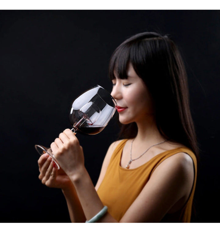 BowLift | Creative Fountain Wine Glass
