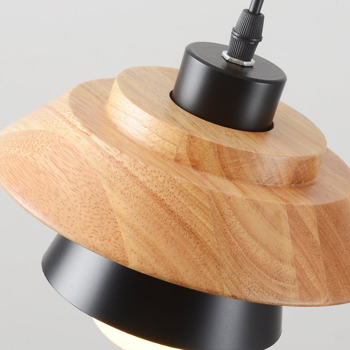 BowLift | Pendant lights made of Nordic wood