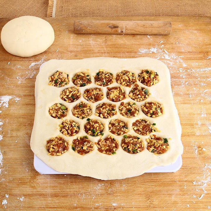 BowLift | Easy Dumpling Maker Mold