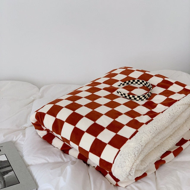 Checkerboard Throw Blanket | Bowlift