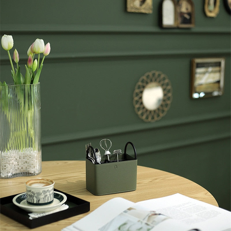 BowLift | Oslo Leather Storage Basket