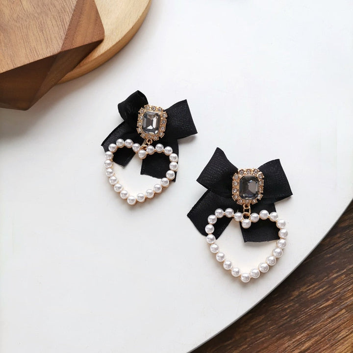 BowLift | Korean Temperament Retro Rhinestone Bow Clip Earrings