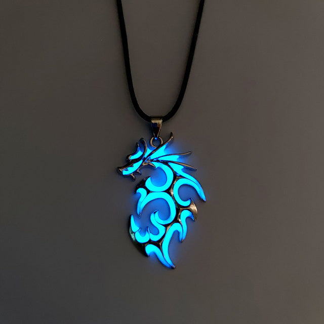 BowLift | Vintage Luminous Dragon Necklace