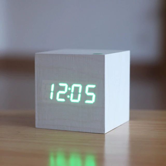BowLift | Digital Clock Cube in Modern Wood Design