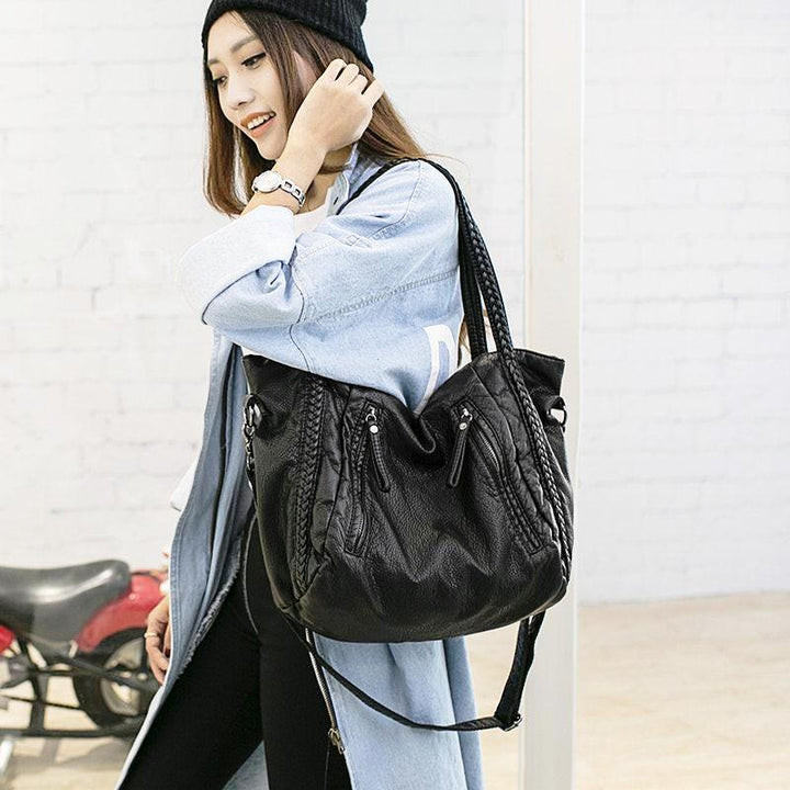 BowLift | Sisjuly 2018 Black Leather Hobo Bags