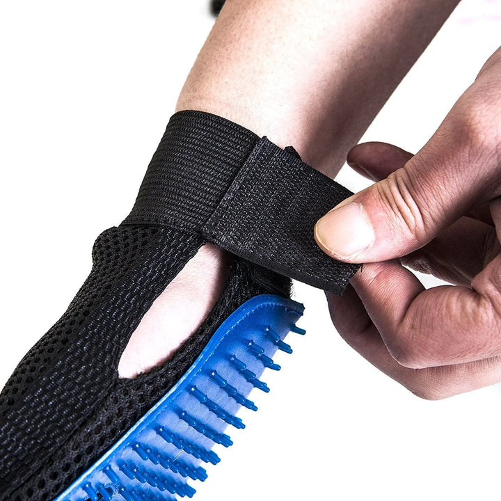 Pet Grooming Glove – FurEase Bowlift