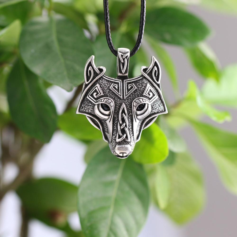 Norse Wolf Head Necklace - Free Shipping! | Bowlift