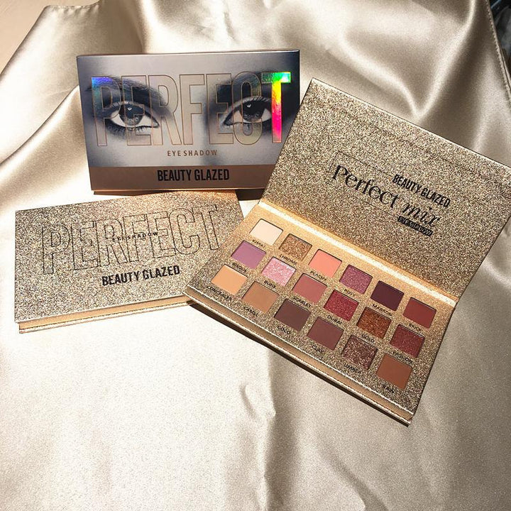 Perfixt - The 18 Color Eyeshadow Palette | Bowlift