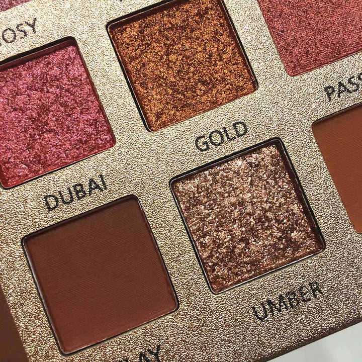 Perfixt - The 18 Color Eyeshadow Palette | Bowlift