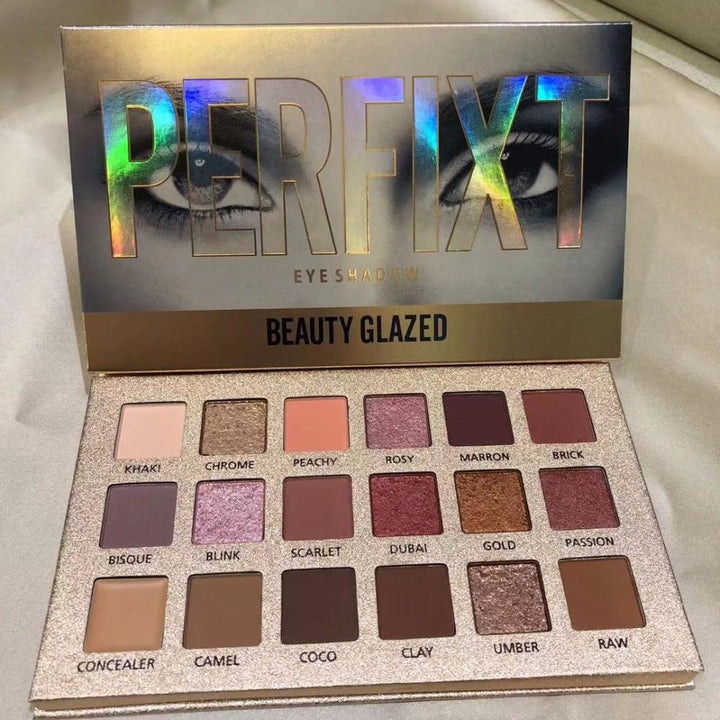 Perfixt - The 18 Color Eyeshadow Palette | Bowlift