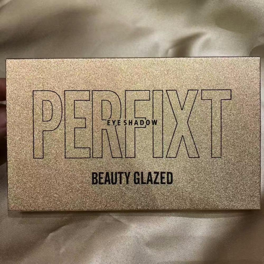 Perfixt - The 18 Color Eyeshadow Palette | Bowlift