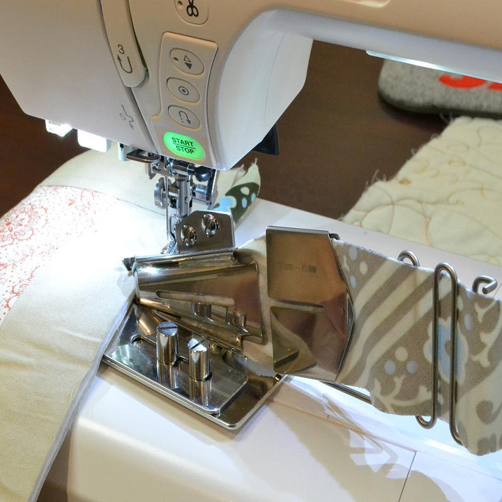BowLift | Quilt Binder Attachment
