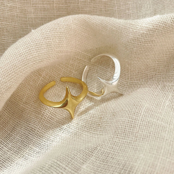 BowLift | Resizable North Star Rings