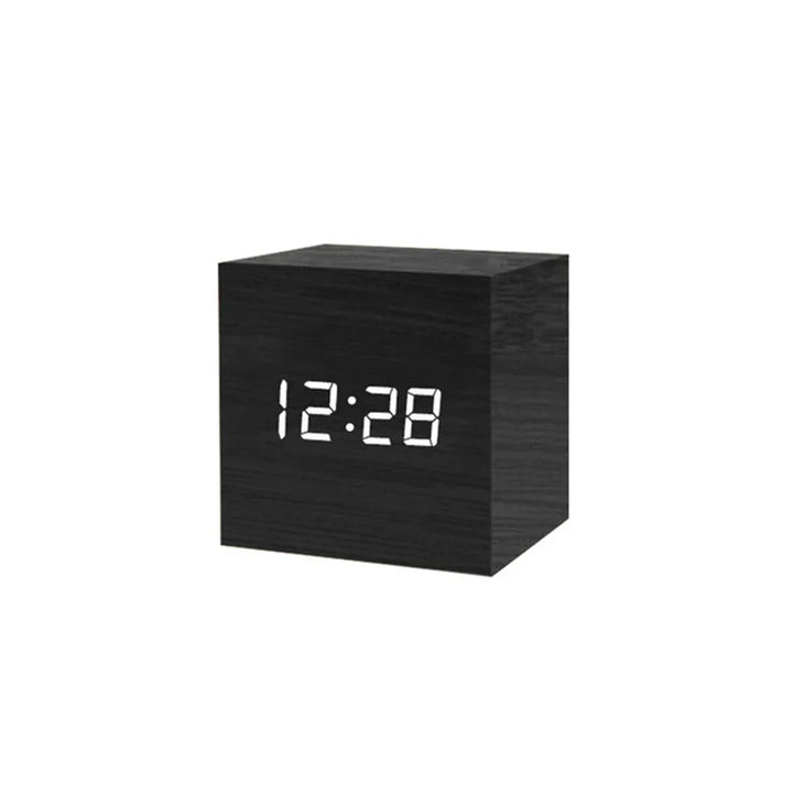 BowLift | Digital LED Clock in Retro Style