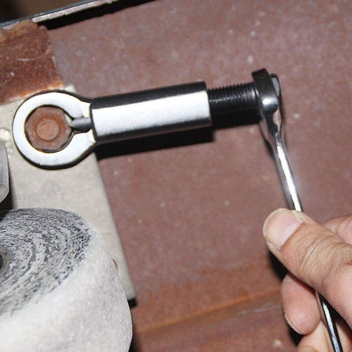 BowLift | Rusty Nut Splitting Tool