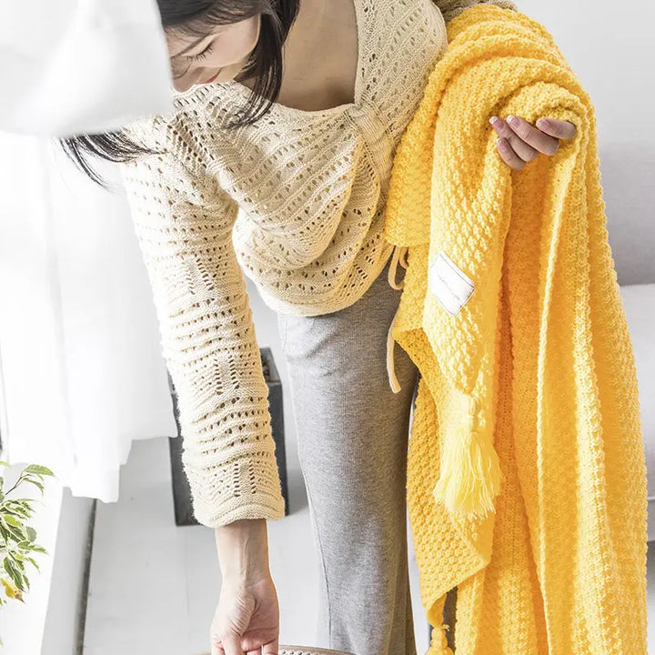 BowLift | Scandinavian Knitted Wool Blanket - Aurora