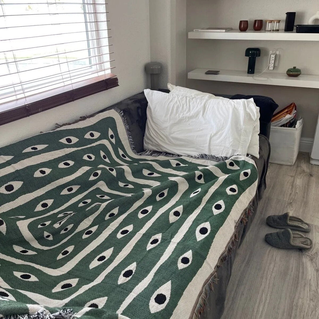 BowLift | Snake Eye Design Sofa Blanket