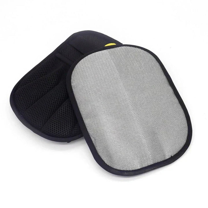 BowLift |  Reusable gloves for removing pet hair