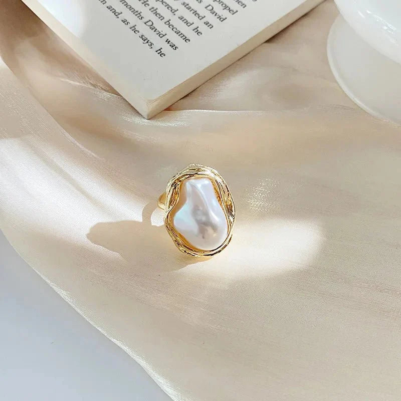 BowLift | Statement Gold Accented Pearl Ring