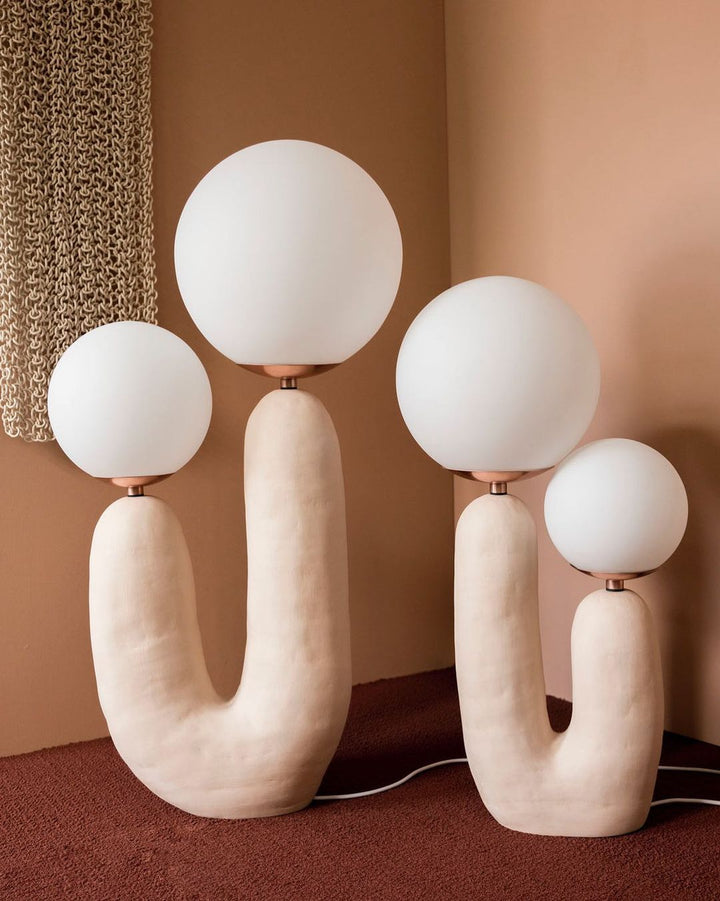 BowLift | Contemporary Style Table Lamp with Natural Accent