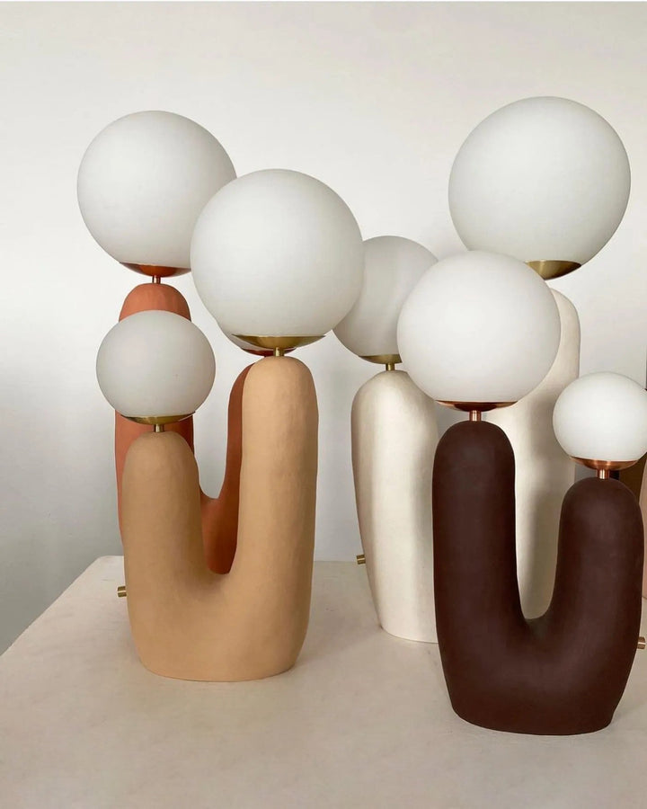 BowLift | Contemporary Style Table Lamp with Natural Accent